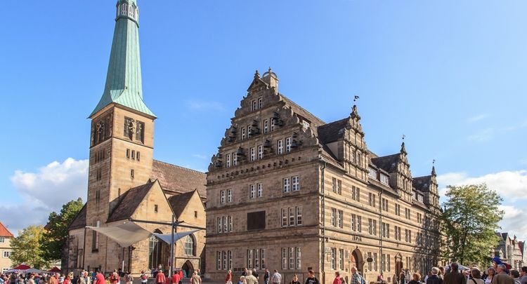 Hameln Hochzeitshaus Und Marktkirche 1