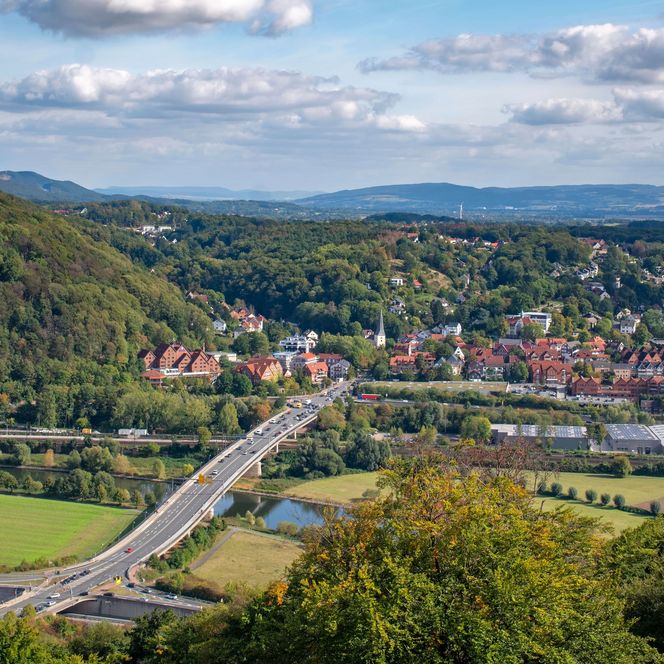 Luftaufnahme über Porta Westfalica mit Fernsehturm