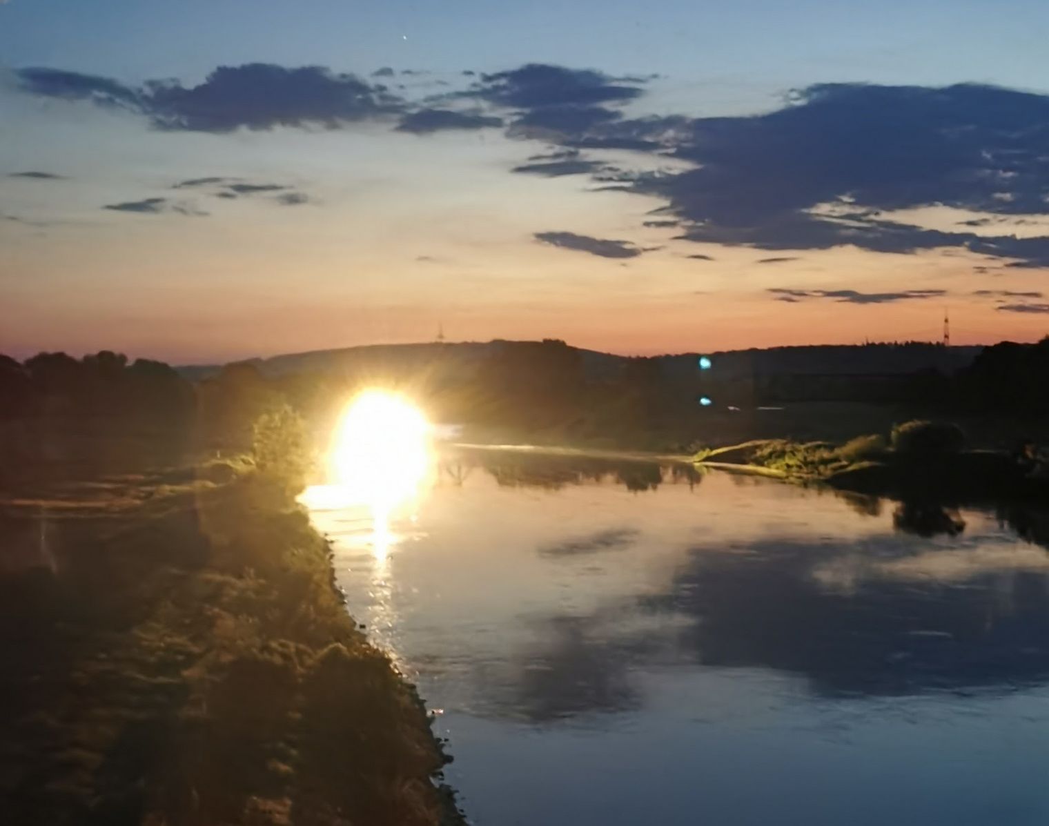 Etappe2 - Sonnenuntergang über der Weser, Emmerthal