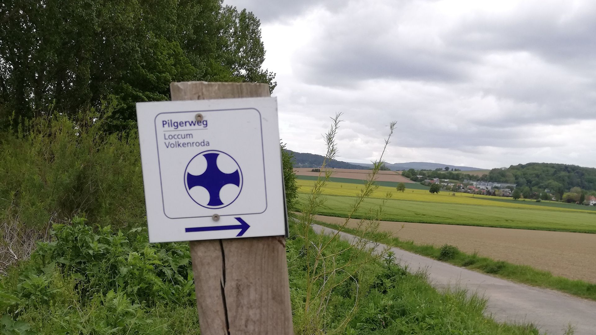 Etappe2 - Kreuzung dem Pilgerweg Loccum-Volkenroda, Markierungszeichen