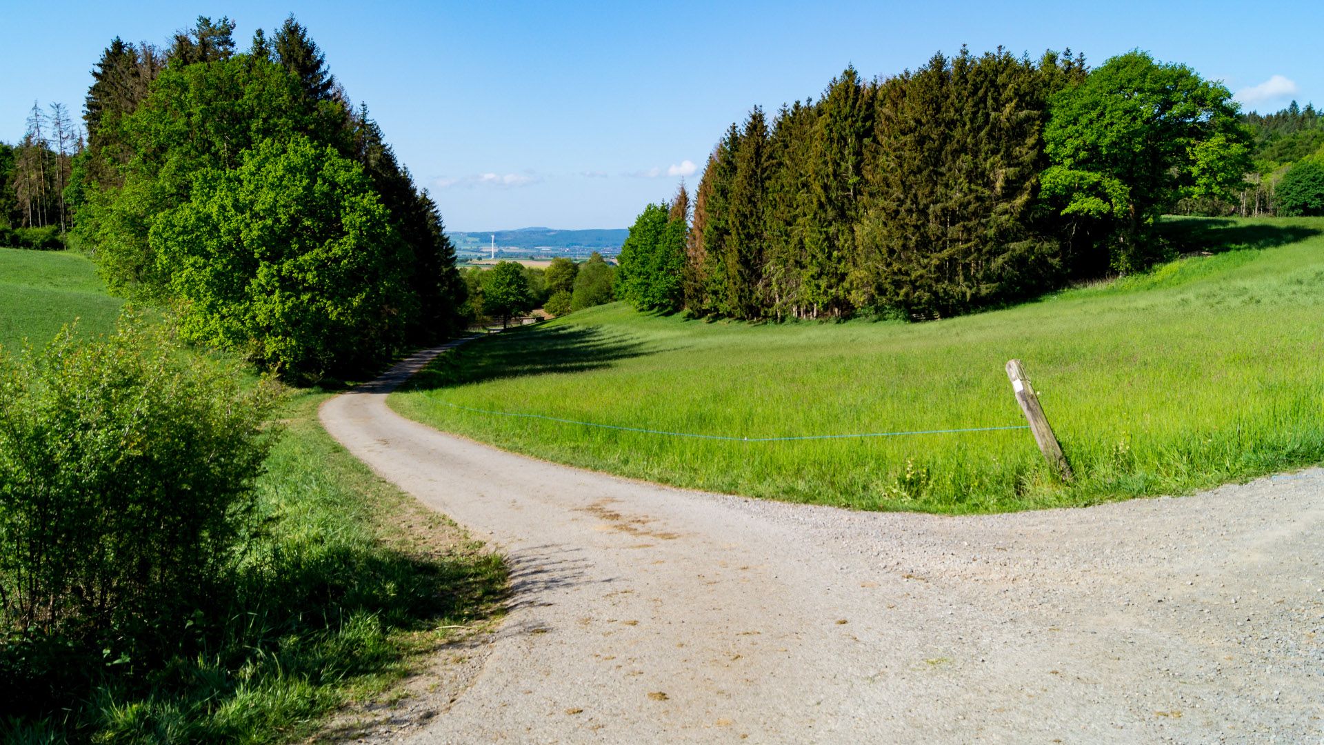 Etappe4 - Abstieg in Richtung Hattendorf über Feldwege, Auetal