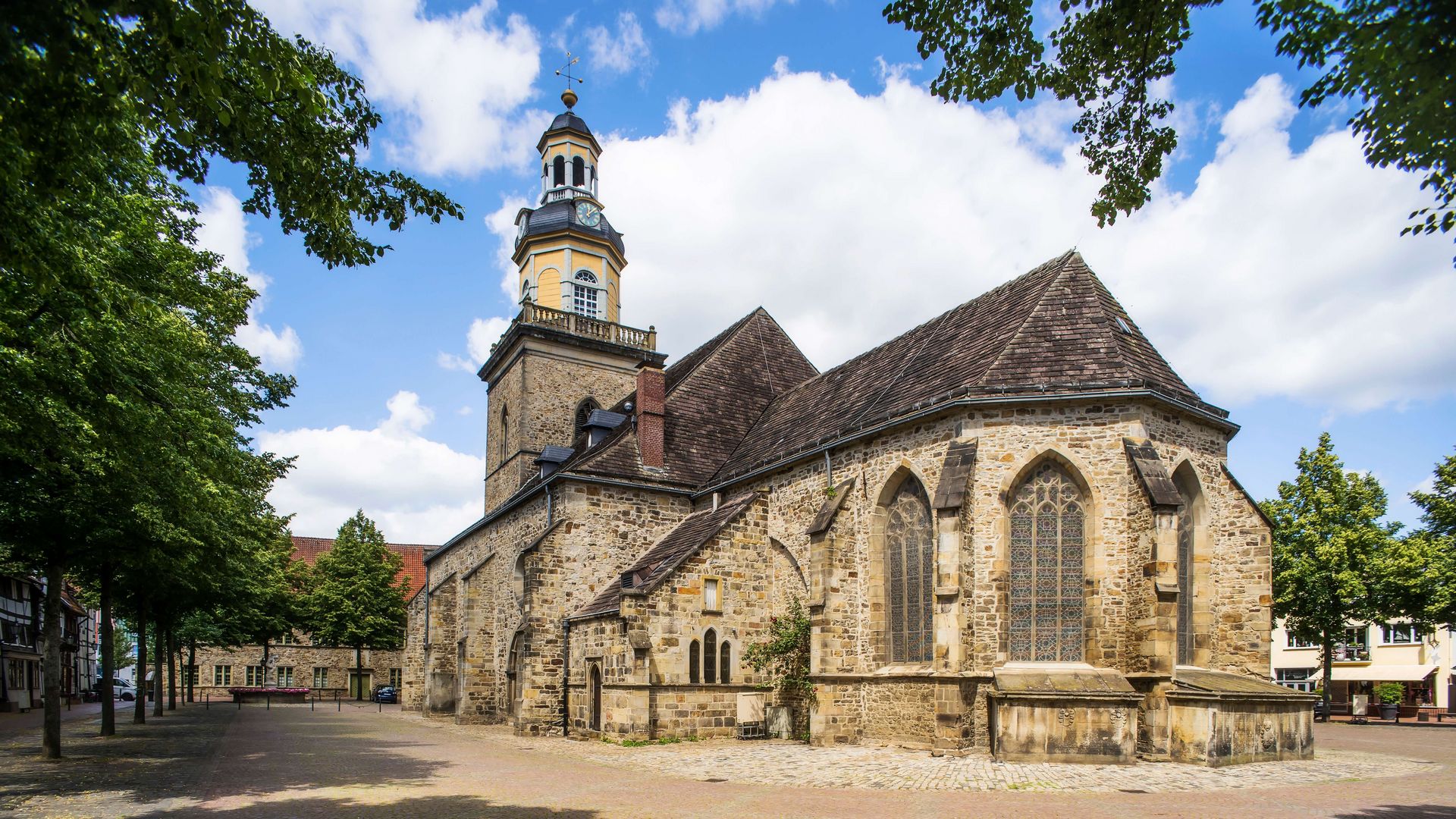 St. Nikolai Blick von hinten auf das Kirchenschiff, Rinteln