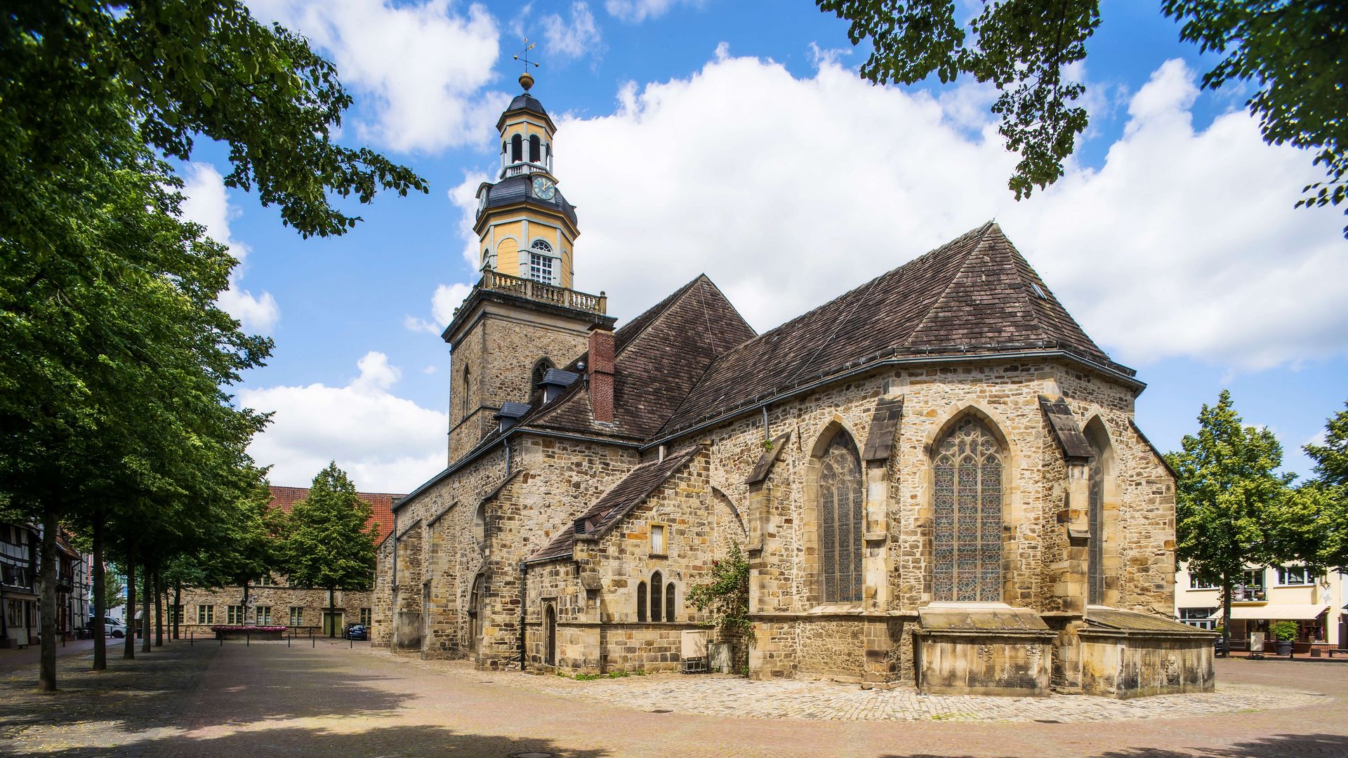 St. Nikolai Blick von hinten auf das Kirchenschiff, Rinteln